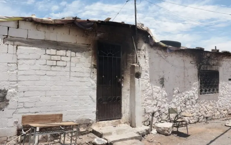 Tras incendio, familia solicita apoyo para reconstruir su hogar