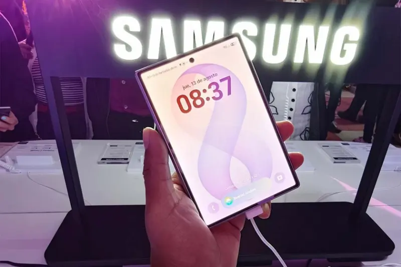 Galaxy Z y el Fold8 quiere cambiar el rumbo de lo que conocemos por celular plegable