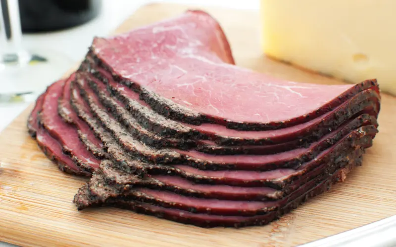 Retiran más de 1000 kilos de carnes frías en todo Estados Unidos por posible contaminación con listeria