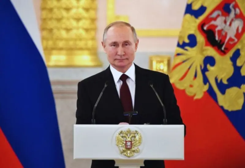 Putin amenaza a la UE: Rusia apresará barcos europeos “en cualquier lugar”