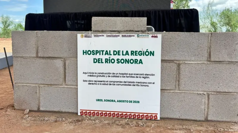 Para resarcir daños por contaminación de Río Sonora, colocan primera piedra del Hospital Regional