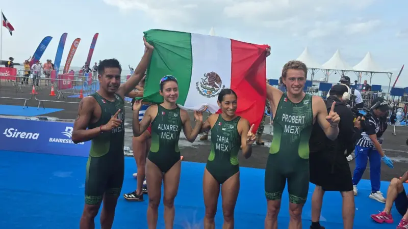 México conquista el oro en el relevo mixto de triatlón en Santo Domingo