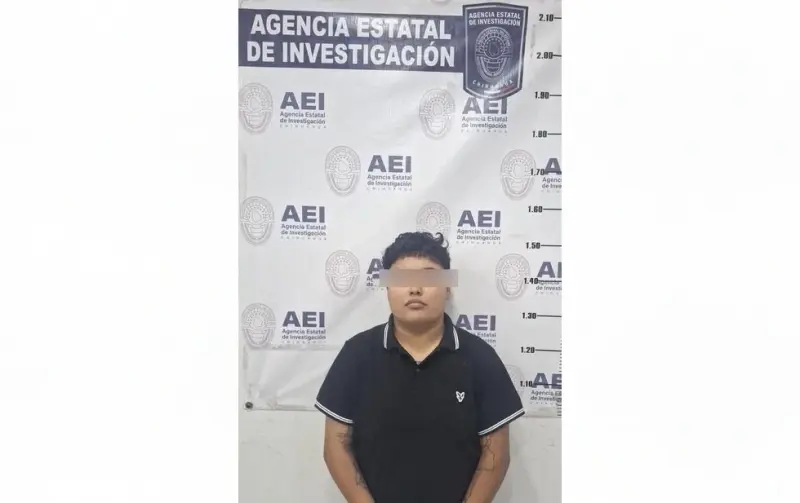 Arrestan a mujer que robó casi 350 mil pesos de caja fuerte