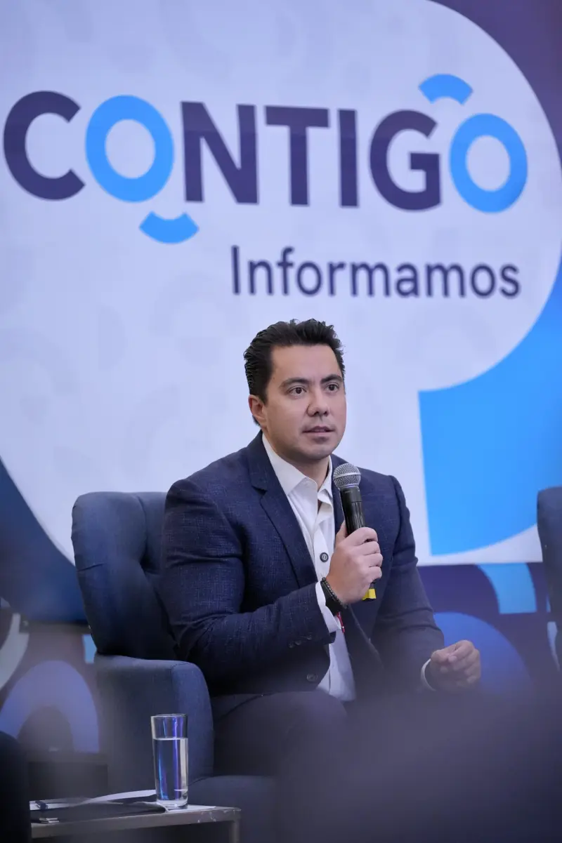 Felifer Macías destaca participación ciudadana para evitar caos vial durante obras del Tren México-Querétaro