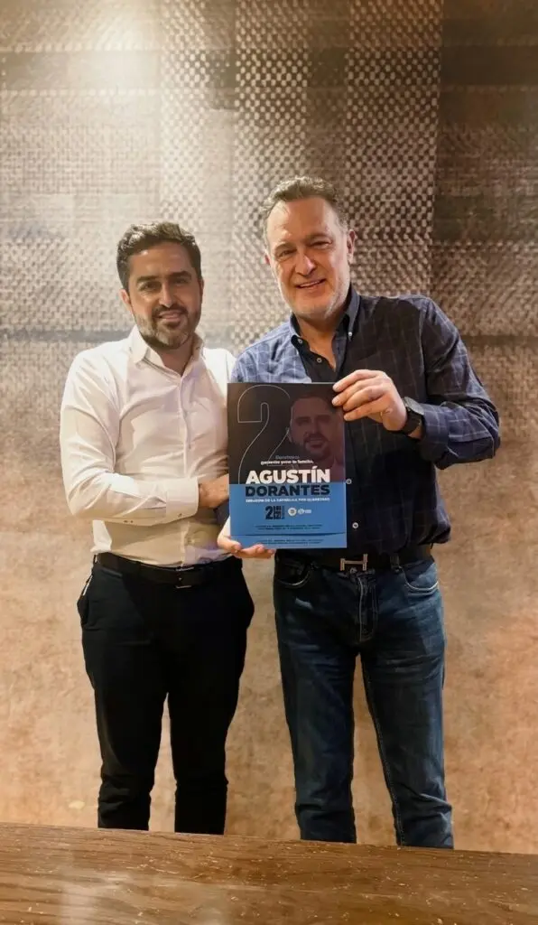 Agustín Dorantes entrega su informe al gobernador Mauricio Kuri