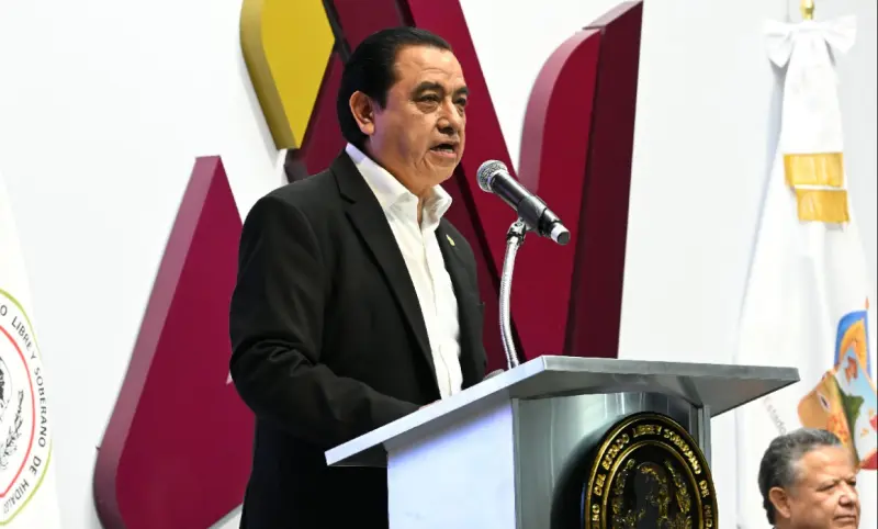 Presenta Andrés Velázquez su segundo informe de actividades en Hidalgo