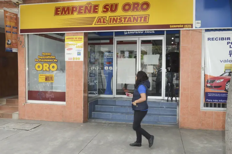 Buscan evitar que casas de empeño vendan artículos robados en CDMX; presentan propuesta en el Congreso