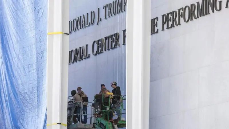 Gobierno de Trump advierte que el Centro Kennedy podría ser demolido sin reparaciones