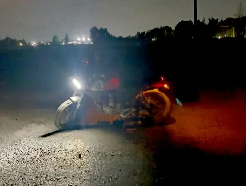 Detienen a presunto ladrón tras romper puerta de negocio en Lerma