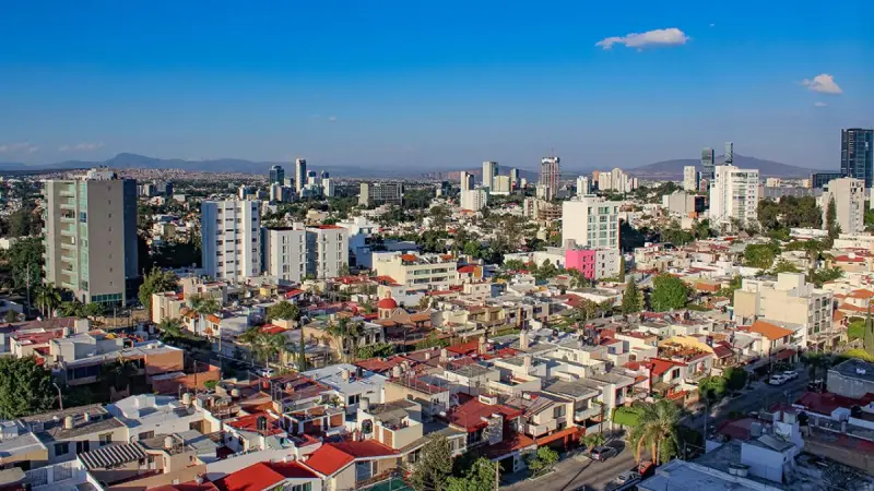 Hasta 20% de compras de vivienda en Jalisco podrían realizarse a sobreprecio: AMPI