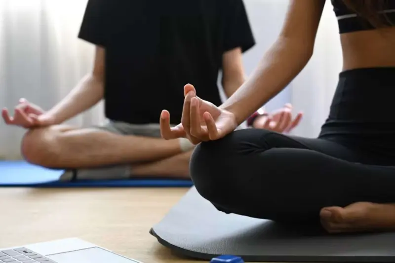 Yoga para el intestino irritable: por qué relajarte podría aliviar tus síntomas