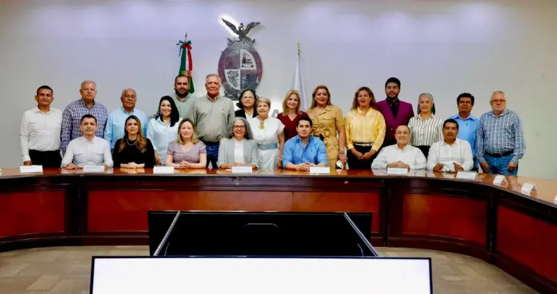 Graciela Domínguez se reúne con alcaldesas y alcaldes de Sinaloa