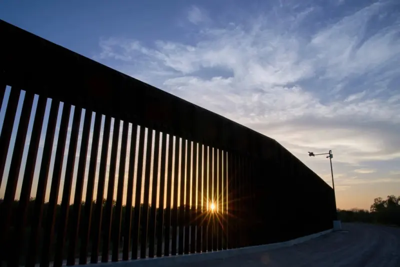 Juez se niega a frenar la construcción de muro fronterizo en reserva tribal de Arizona
