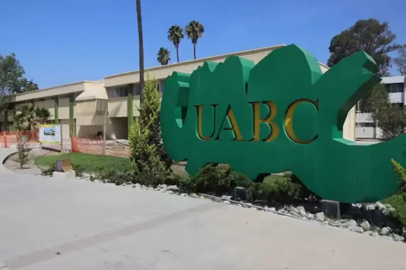 UABC responde a protesta de estudiantes y ofrece apoyos económicos