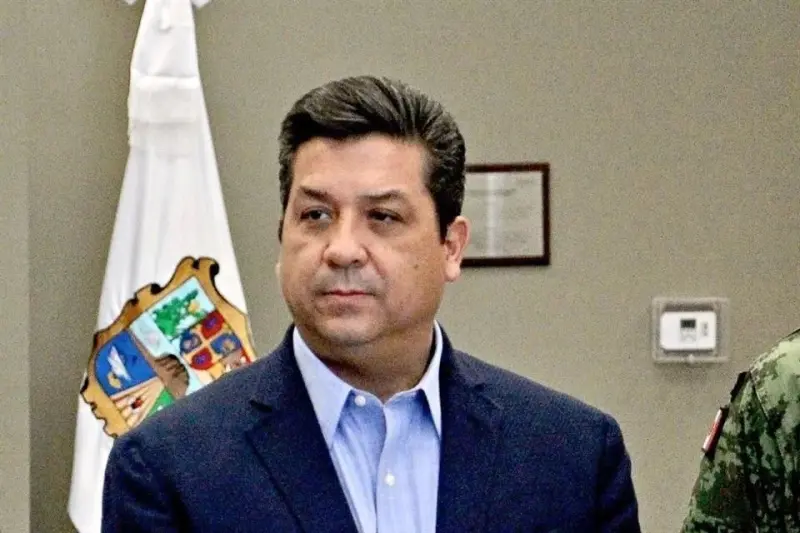 Acusan relación de Cabeza de Vaca con refinería clandestina