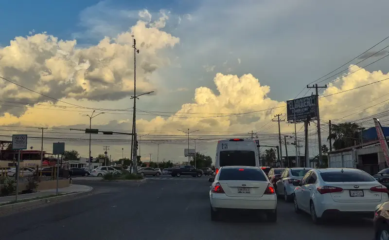 No cruces vados ni arroyos con corriente: Protección Civil advierte sobre zonas de alto riesgo por lluvias en Hermosillo