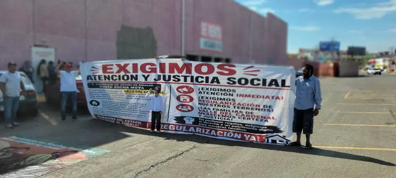 Antorchistas marchan en Culiacán para exigir vivienda y obras públicas