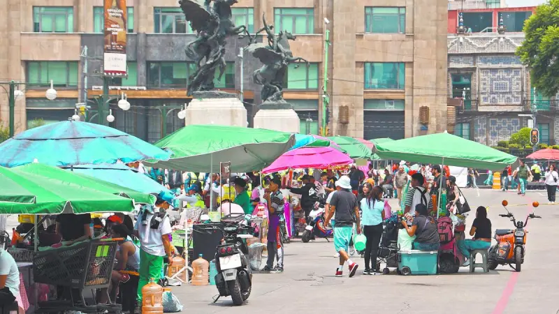 Informalidad laboral impulsa la reactivación del empleo en julio