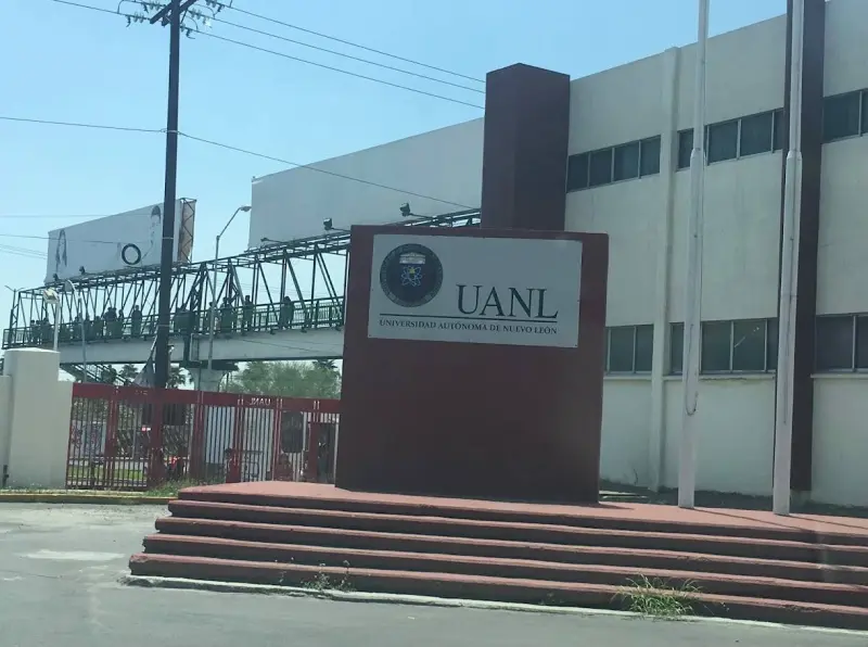 Suspenden clases en Prepa Álvaro Obregón Monterrey I por incendio cercano