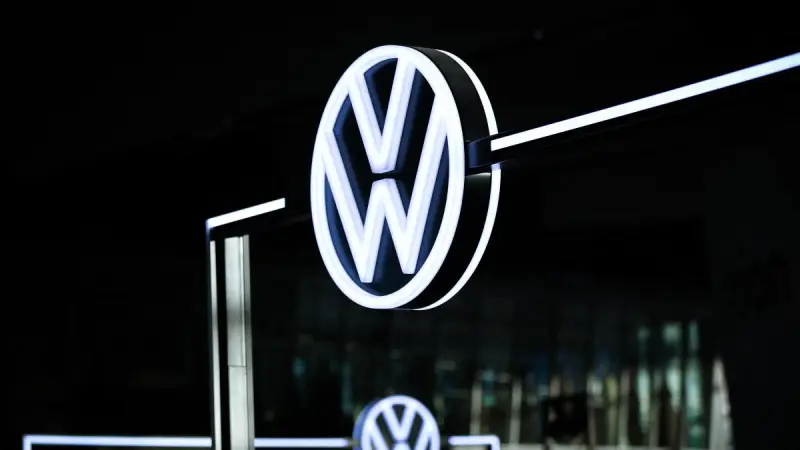 En Volkswagen, llevan revisión contractual a la STPS en CDMX; huelga prevista para el 18 de agosto