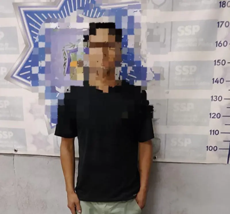 Denuncian consumo de drogas frente a niños; detienen a uno de los señalados en Monclova