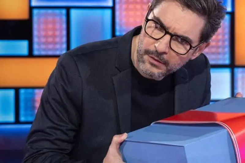 Telecinco tiene un pequeño problema con 'Rueda la letra' que no esperaba tener hace unos meses: 'Allá Tú'