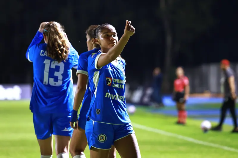 Cruz Azul Femenil remonta al Atlas y arranca el Apertura 2026 con golpe de autoridad