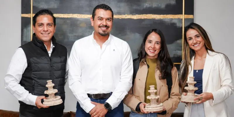 Fortalecen municipio de Pedro Escobedo y Amazon Web Services alianza para proyectos de sustentabilidad escolar