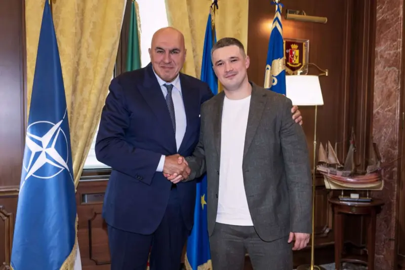 Meloni ficha al cerebro militar de Zelenski para liderar la revolución armamentística de Italia