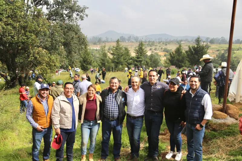 Participa Jesús Cuanalo en Jornada Nacional de Reforestación