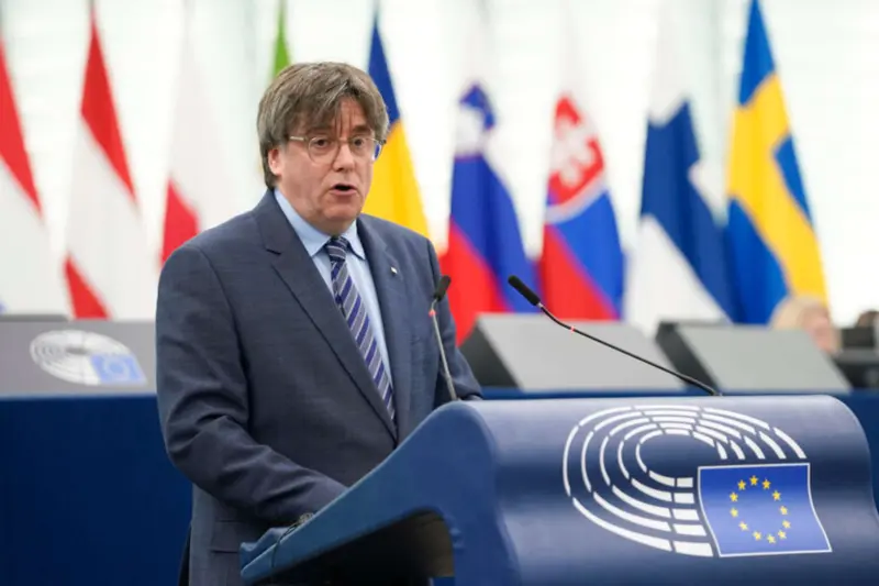 Junts rompe ocho años de aislamiento y se integra en el Partido Demócrata Europeo para acercarse a Renew