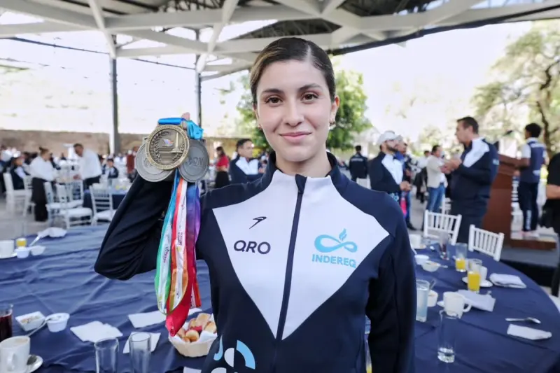 Reconocen a medallistas de Querétaro en Olimpiada Nacional 2026
