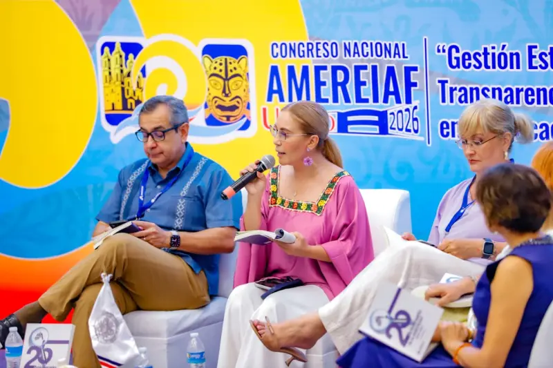 Participa Uagro en presentación de libro por aniversario de la Amereiaf