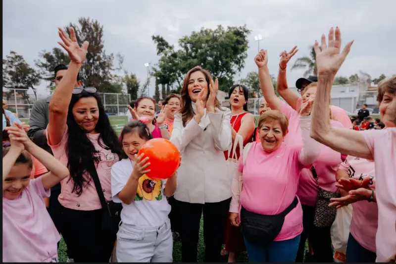 Guadalajara ilumina más de 100 parques y renueva 26 unidades deportivas