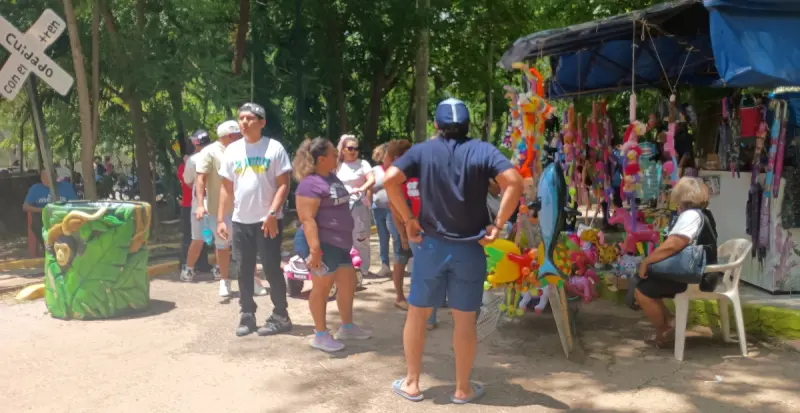 Un respiro a vendedores en el Parque Zoológico del Centenario