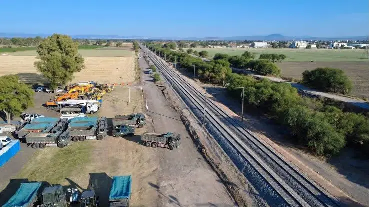 Este mes inicia reubicación de familias por obra del tren México-Querétaro