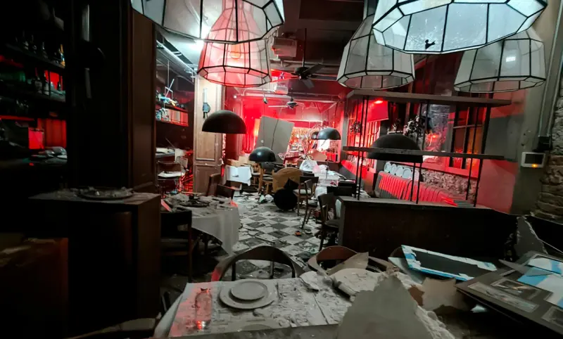 CDMX: deja 10 heridos explosión en restaurante La Cabrera