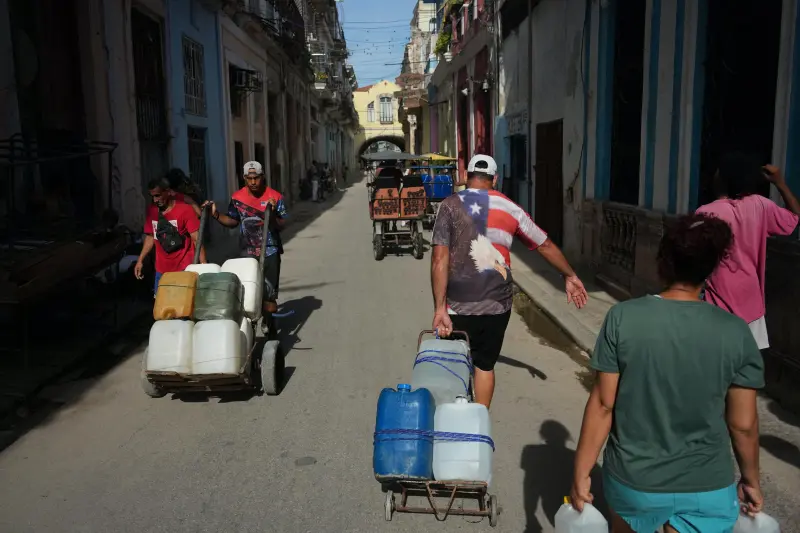 Crisis energética y cerco de EU perturban la vida cotidiana de los cubanos