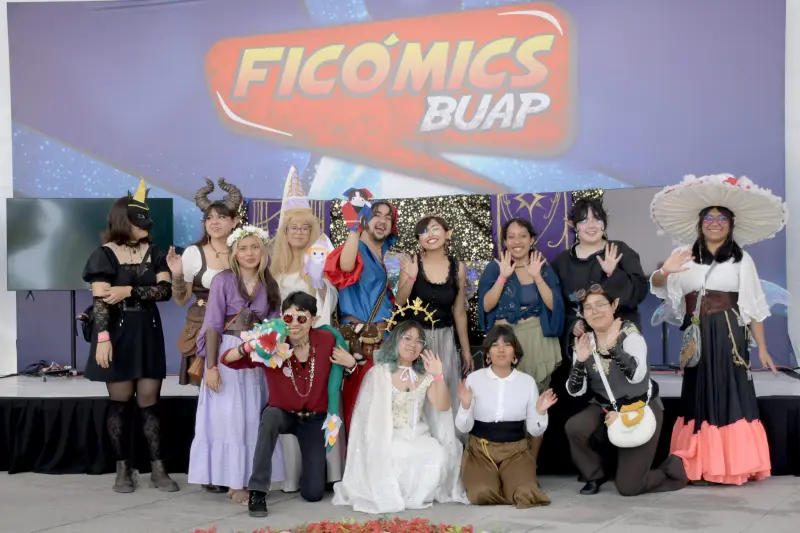 Realizan Feria Medieval Neomagic Fest en Ficómics BUAP 2026