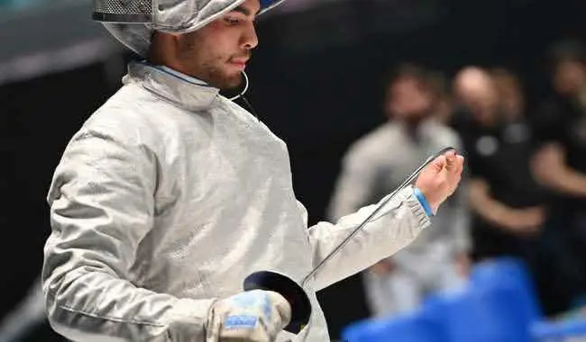 Busca Gibrán Zea título en el Nacional de Esgrima