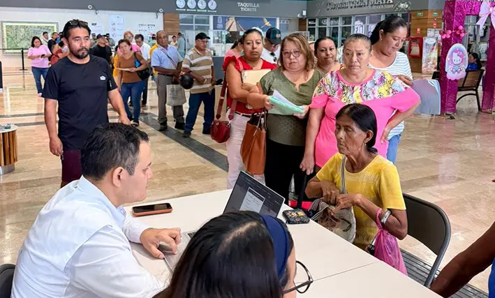 Registro Civil sale a la calle en Chetumal