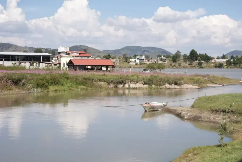 Presa San Pedro se prepara para recibir un nuevo muelle de 30 metros en Huimilpan