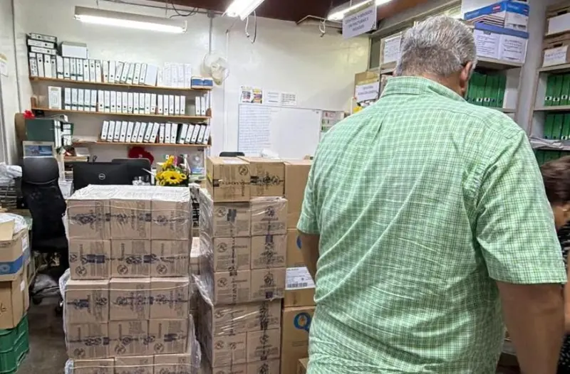 Supervisan entrega de medicamentos en el CAE de Xalapa