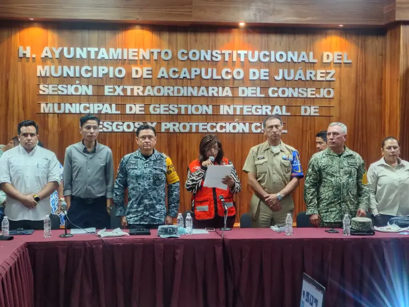 Declara Acapulco alerta amarilla ante cercanía del huracán Polo