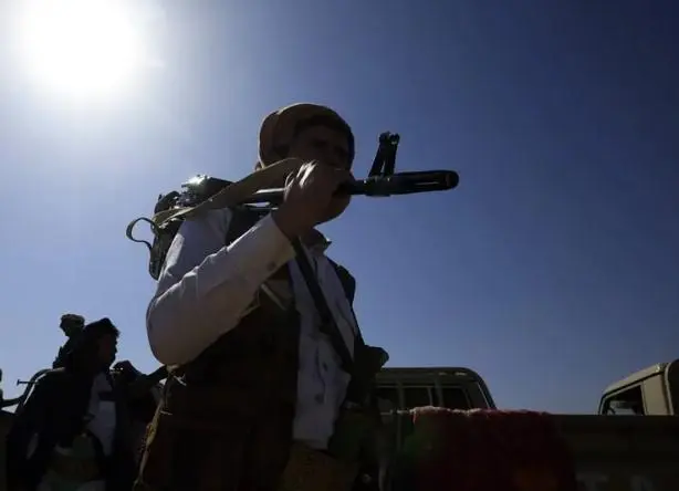 Las fuerzas anti-hutíes de Yemen inician una investigación sobre el repentino colapso militar