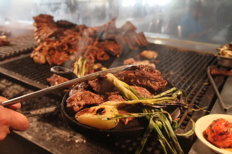 Sonora fue reconocido por National Geographic como uno de los mejores destinos gastronómicos del mundo en 2026 por su carne asada, bacanora, tortillas de harina, mariscos y cultura culinaria del norte de México