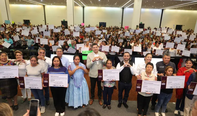 Encabeza Armenta entrega de recursos de Obra Comunitaria