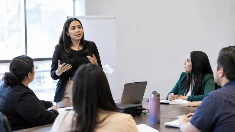 Capacitación a partidos políticos busca prevenir la violencia política contra las mujeres en BC