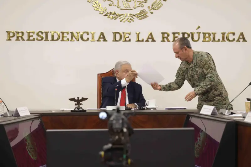 Exigen a Anticorrupción publicar declaraciones patrimoniales de Ojeda