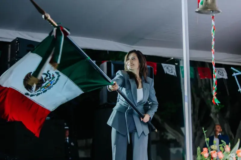 Da Vero Delgadillo el Grito de Independencia en la colonia Villa Guerrero